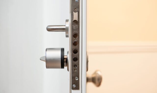Securitas_Direct_lanza_la_primera_alarma_con_cerradura_inteligente_de_Espana.jpg