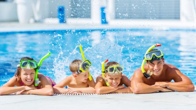 cuando_abren_las_piscinas_en_.jpgdos-hermanas.jpg