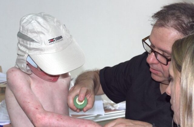 ISDIN_AYUDA_A_PERSONAS_CON_ALBINISMO_DE_PANAMA_CON_MAYOR_PREVALENCIA_DEL_MUNDO.jpg