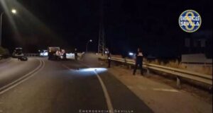 ÚLTIMA HORA | 'La madrugada alberga horrores' en Sevilla: fallece un joven de 18 años al ser arrollado por un coche