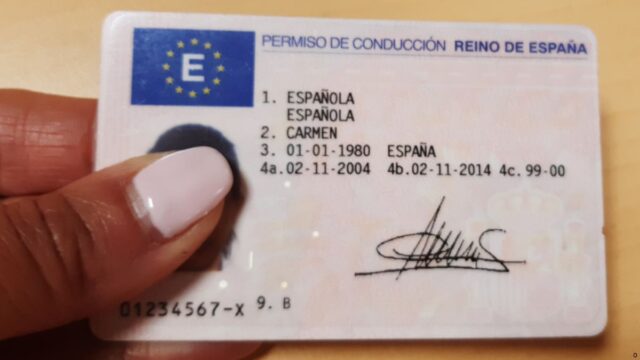 olvidate_de_renovar_el_carnet_de_conducir_en_dos-hermanas.jpg