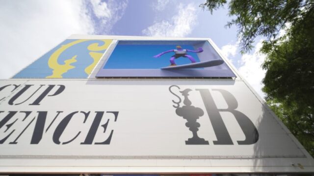 barcelona_estrena_su_primera_pantalla_3D_de_gran_formato_en_la_fachada_del_Americas_cup_experience.jpg