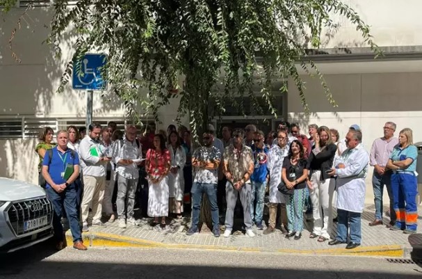 detenida por pegar a una médica en cádiz detenida por pegar a una médica en cádiz