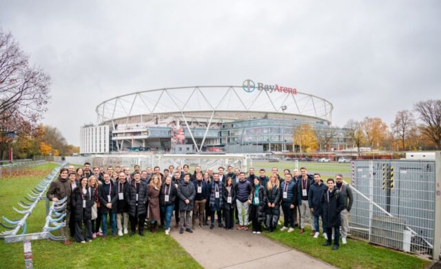 Los_clubes_de_LALIGA_exploran_formulas_para_mejorar_la_de_los_aficionados_en_los_estadios_durante_el_dia_de_partido.jpg