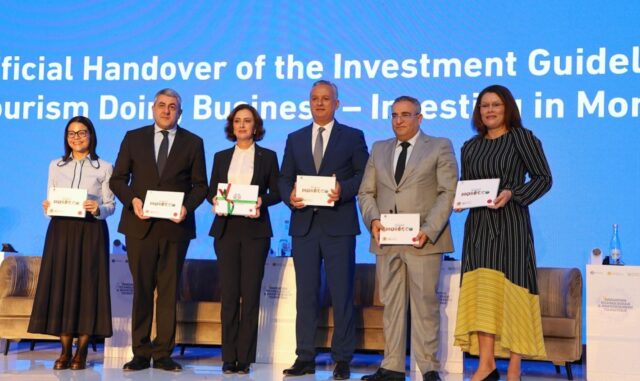 El_secretario_general_de_ONU_Turismo_presenta_en_Marrakech_la_guia_de_inversion_para_Marruecos_que_se_consolida_como_el_destino_mas_visitado_de_Africa.jpg