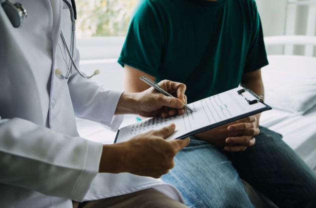 centros_especializados_en_fertilidad_apuestan_por_asesoramiento_ante_un_tratamiento_contra_el_cancer.jpg