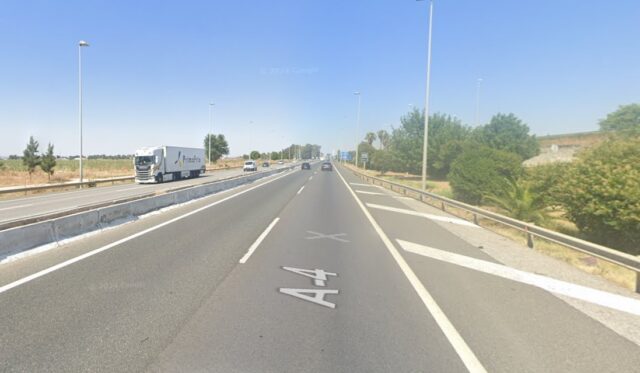 Accidente en Sevilla: una brutal colisión en este punto de la A-4 provoca graves retenciones