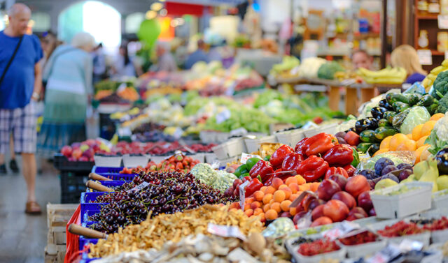 La_Junta_de_Andalucia_promueve_habitos_para_reducir_el_desperdicio_de_alimentos_en_el_hogar_y_restaurantes.jpg