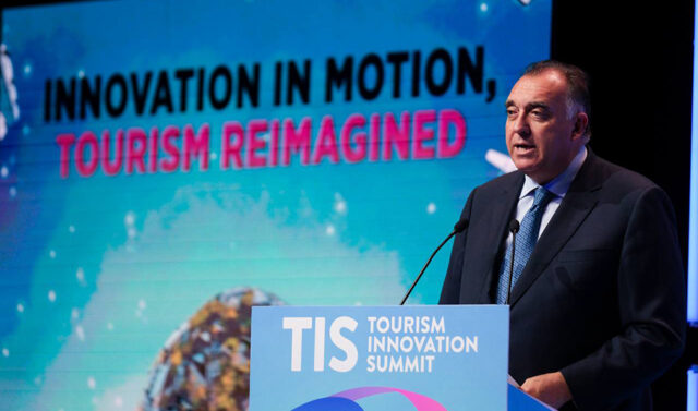 Andalucia_se_afianza_como_lider_mundial_en_innovacion_turistica_en_el_Tourism_Innovation_Summit.jpg