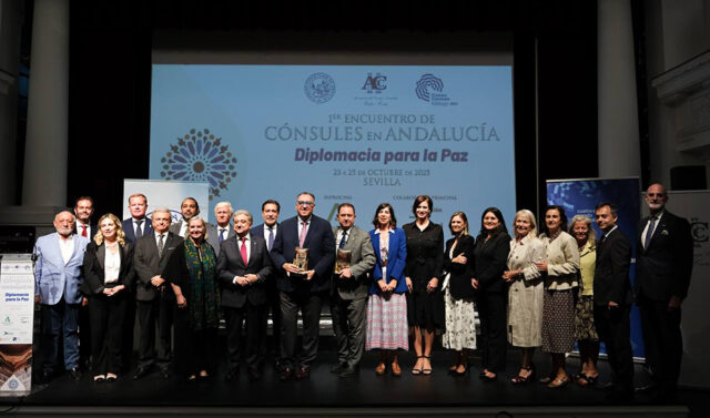 Andalucia_se_consolida_como_un_referente_internacional_en_diplomacia_con_el_Primer_Encuentro_de_Consules.jpg