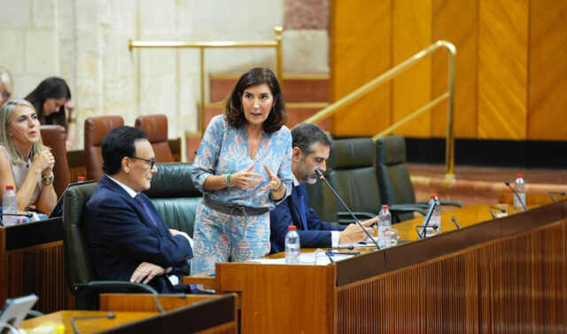 El_programa_Activa-T_Joven_impulsara_la_contratacion_de_8.000_jovenes_desempleados_en_Andalucia.jpg