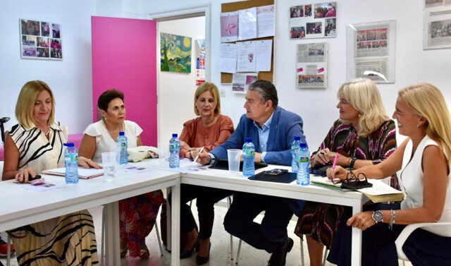La_Junta_de_Andalucia_Asegura_Mayor_Seguridad_en_los_Cribados_de_Cancer_de_Mama.jpg