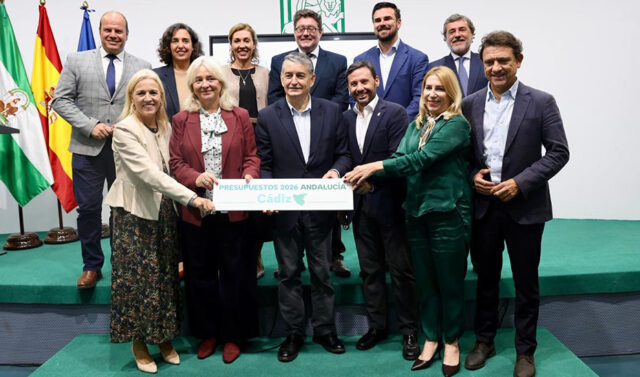 La_Junta_de_Andalucia_presenta_su_presupuesto_record_para_2026_en_las_provincias..jpg
