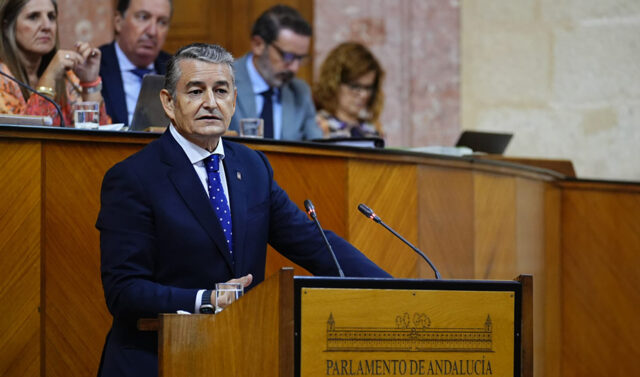 La_Junta_de_Andalucia_presenta_un_ambicioso_paquete_de_16_propuestas_para_revitalizar_la_sanidad_publica.jpg