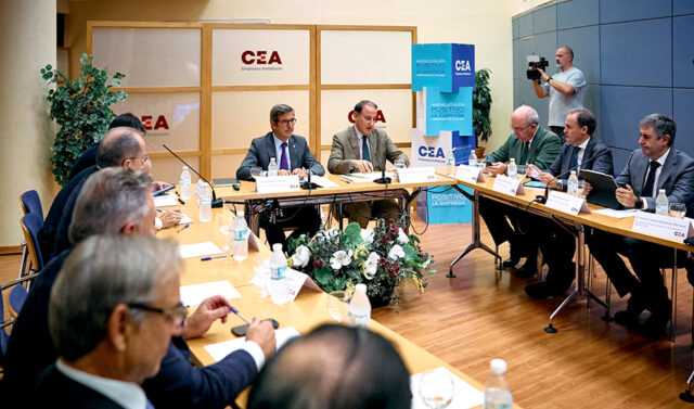 La_Junta_de_Andalucia_reporta_un_avance_del_80_al_90_en_los_objetivos_de_la_industria_energias_renovables_y_mineria.jpg
