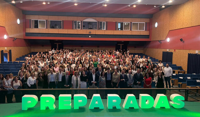 Mas_de_68.000_mujeres_andaluzas_se_benefician_de_la_formacion_digital_en_dos_anos.jpg