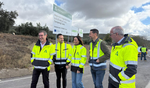 Inicio_de_las_obras_de_mejora_y_ampliacion_en_la_carretera_A-315_hacia_la_Sierra_de_Cazorla.jpg