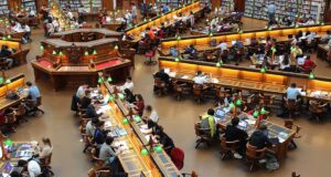 La Junta de Andalucía destina 39 millones de euros a las universidades públicas para implementar la subida salarial del 2,5%