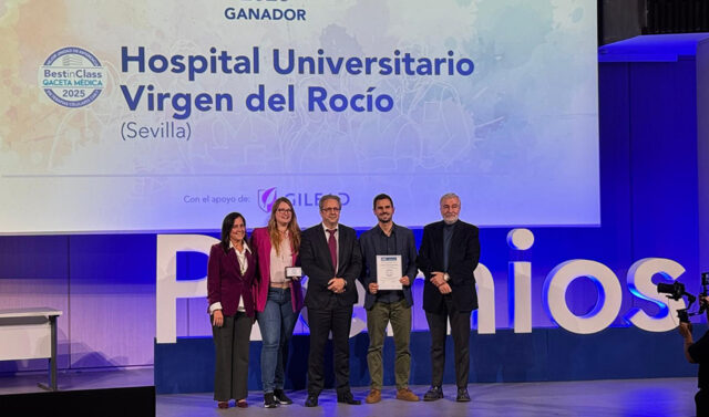 La_Unidad_de_Hematologia_del_Hospital_Virgen_del_Rocio_recibe_el_premio_Best_in_Class_por_sus_avances_en_terapia_CAR-T.jpg