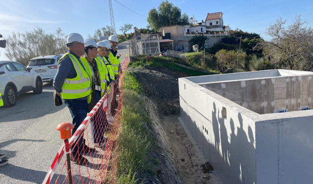 Inversion_de_82_millones_de_euros_garantiza_el_suministro_de_agua_a_agricultores_de_Almunecar_y_Jete_en_Granada.jpg
