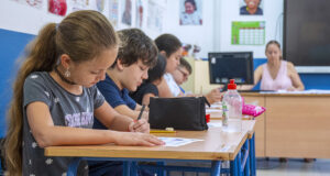 Abierto el plazo para que los centros educativos se adhieran al Programa de Refuerzo Estival de la Junta de Andalucía