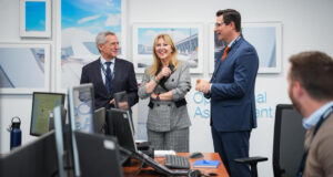 La tecnología aeronáutica impulsa el crecimiento económico en Andalucía, afirma Carolina España