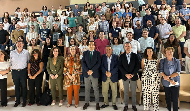 La_Junta_de_Andalucia_da_la_bienvenida_a_170_nuevos_funcionarios_y_los_anima_a_liderar_la_transformacion_administrativa.jpg