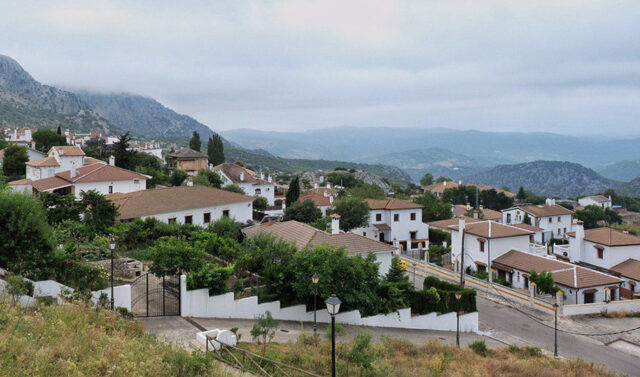 La_Junta_de_Andalucia_lanza_subvenciones_para_potenciar_el_turismo_en_los_Pueblos_Blancos_de_la_Sierra_de_Cadiz.jpg