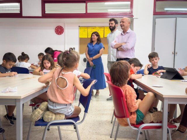 Las_Escuelas_de_Verano_del_Ayuntamiento_de_Dos_Hermanas_Iniciaran_con_Nuevas_Propuestas_de_Conciliacion_Familiar.jpg