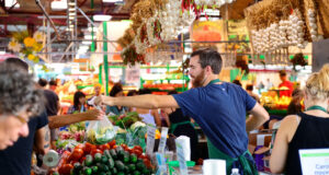 Andalucía Aumenta Casi un 4% en Exportaciones Agroalimentarias en el Primer Trimestre de 2026