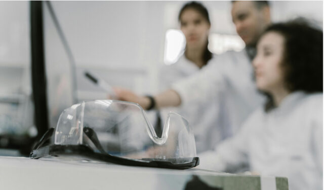 Andalucia_destina_14_millones_a_la_investigacion_en_salud_con_enfoque_internacional.jpg