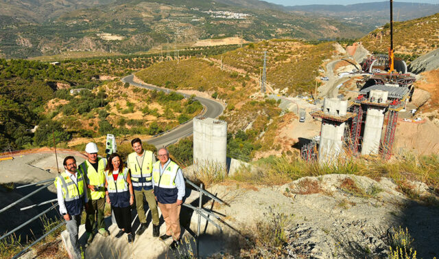Avances_significativos_en_la_construccion_del_puente_que_facilitara_el_acceso_a_la_Alpujarra.jpg