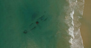 El IAPH descubre ánforas en La Caleta que podrían pertenecer a un barco romano
