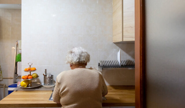 La_Junta_de_Andalucia_destina_466_millones_de_euros_a_servicios_sociales_comunitarios.jpg