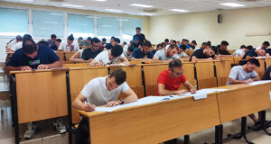 Más de 21.300 aspirantes se inscriben para las oposiciones docentes en Andalucía el 20 de junio