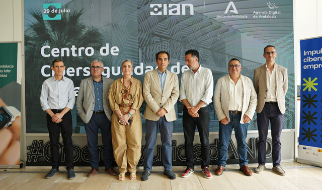Andalucia_logra_reducir_en_un_34_los_ciberataques_en_comparacion_con_el_primer_semestre_de_2025.jpg