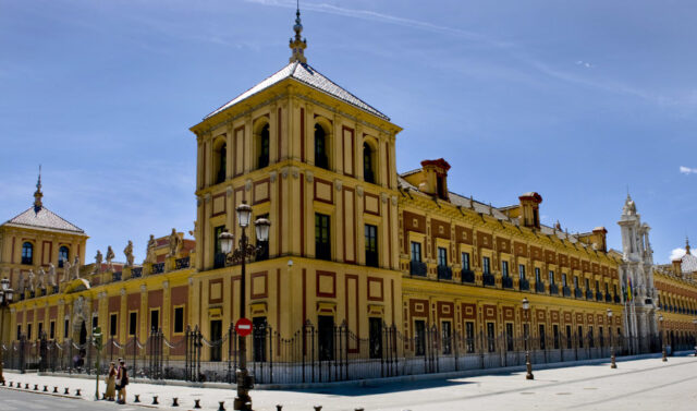 El_Gobierno_Andaluz_Establece_Nuevas_Delegaciones_Territoriales_en_las_Ocho_Provincias.jpg