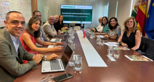 El programa ‘Preparadas’ capacita digitalmente a más de 85,000 mujeres andaluzas en 594 municipios