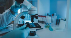 IVI RMA incorporará en España una plataforma de IA y robótica para transformar los laboratorios de FIV