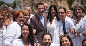La Junta de Andalucía impulsa nuevas infraestructuras sanitarias con la inauguración de un centro de salud en Granada