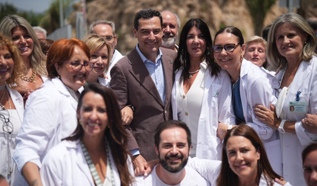La_Junta_de_Andalucia_impulsa_nuevas_infraestructuras_sanitarias_con_la_inauguracion_de_un_centro_de_salud_en_Granada.jpg
