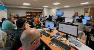 La Junta de Andalucía presenta 855 nuevas plazas en cursos sobre Inteligencia Artificial y Realidad Virtual