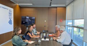 Nuria Martínez busca resaltar la cultura valenciana en Andalucía durante su reunión con el CEVEX de Sevilla