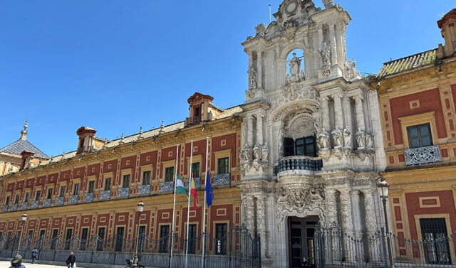 Tres_dias_de_luto_oficial_en_Andalucia_por_las_victimas_del_incendio_en_Los_Gallardos.jpg