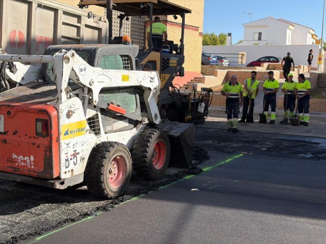 El_Ayuntamiento_de_Dos_Hermanas_avanza_en_la_mejora_del_vial_AV-63.1_con_un_50_de_ejecucion_de_las_obras.jpg
