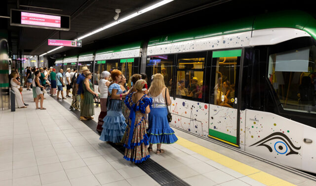 El_Metro_de_Malaga_alcanza_un_record_historico_de_400.000_usuarios_durante_la_Feria_de_2026.jpg