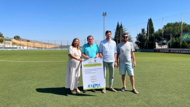 La_Diputacion_de_Granada_destinara_150.000_euros_para_la_renovacion_del_cesped_artificial_en_el_campo_de_futbol_de_Alhama_de_Granada.jpeg