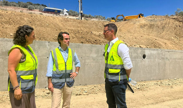 La_Junta_de_Andalucia_Da_Inicio_a_una_Nueva_Fase_en_la_Reparacion_de_la_Carretera_A-374_entre_Algodonales_y_Ronda.jpg