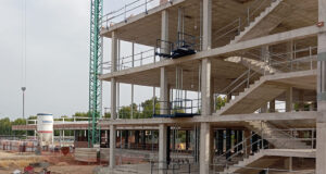 La Junta de Andalucía invierte más de 135 millones en 24 infraestructuras educativas en construcción y licitación
