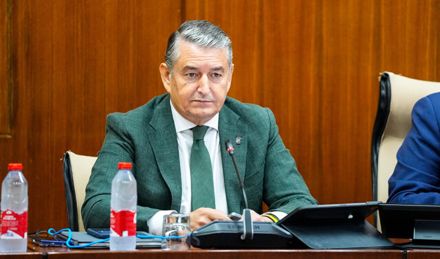 Andalucia_lanza_la_campana_de_vacunacion_contra_la_gripe_y_la_covid_el_1_de_octubre.jpg